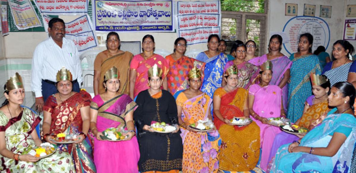  ICDS project director Chandrasekhar addressing at the Breastfeeding Week programme at Tangellamudi in Eluru